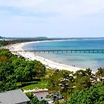 Strandnahes Mit Meerblick By Interhome Binz